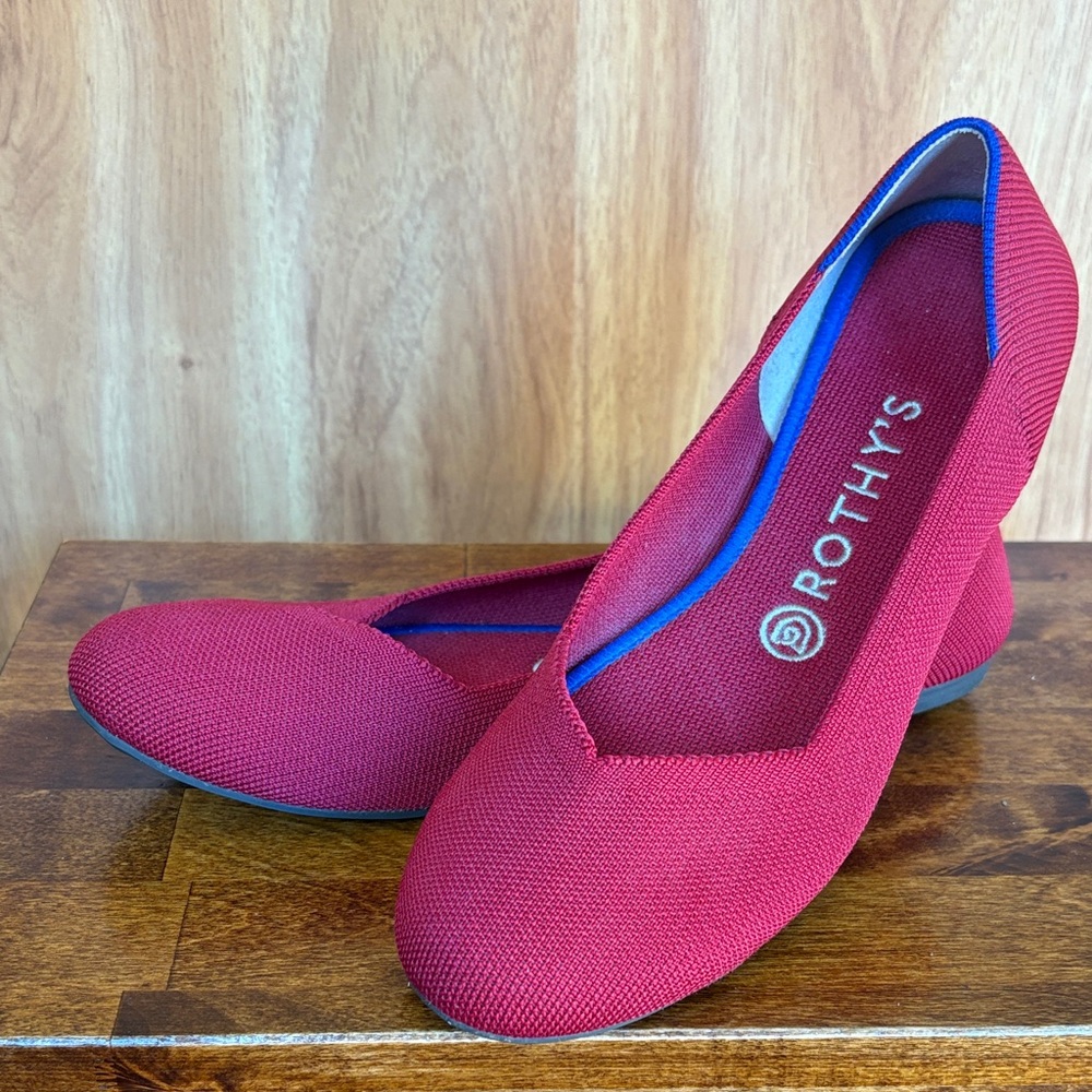 Rothy's Red Women's Slip-On Flats, round toe, size 9